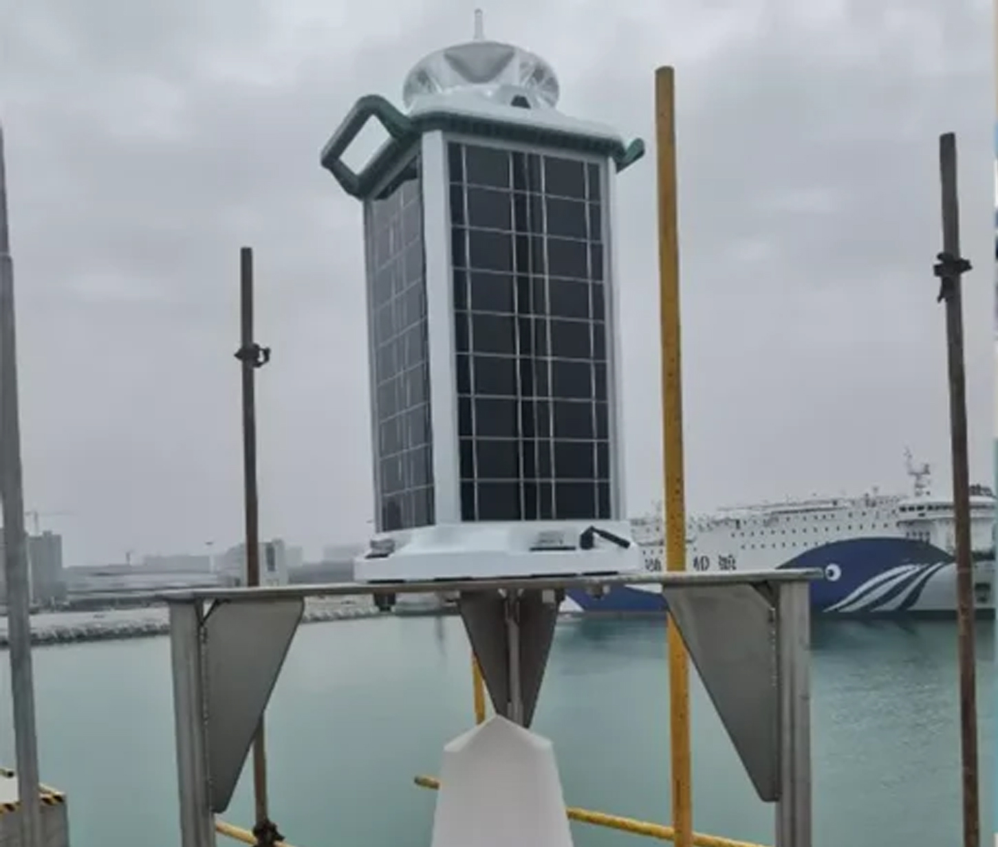 Alkaid 7C Marine Lantern